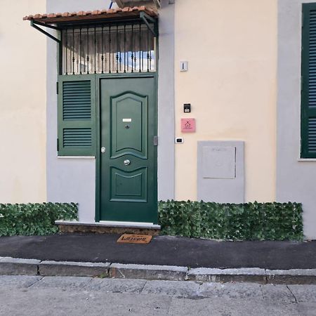 נאפולי La Petite Maison מראה חיצוני תמונה