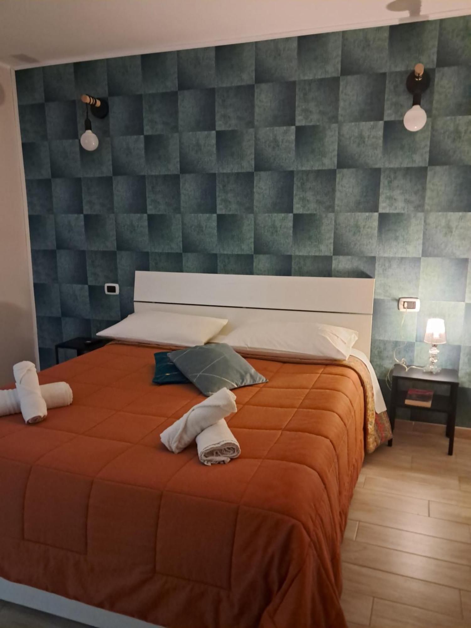 נאפולי La Petite Maison מראה חיצוני תמונה